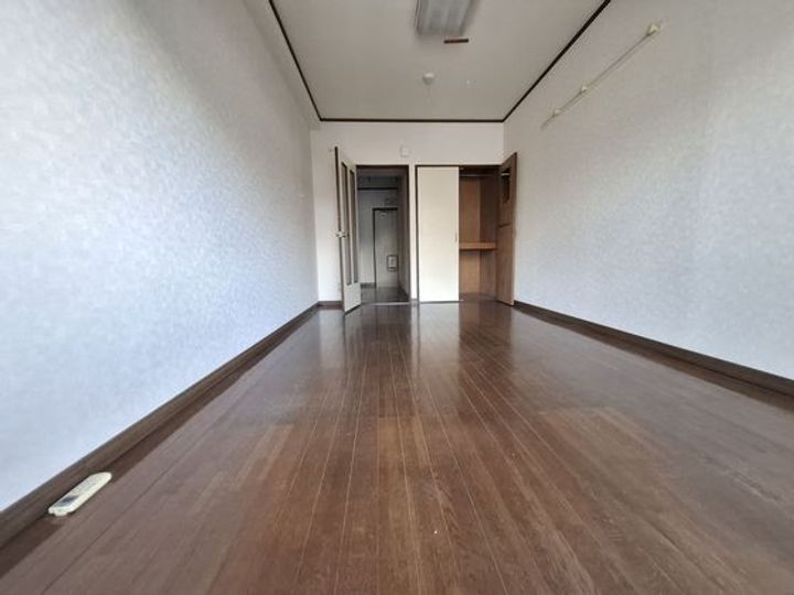 広島県安芸郡海田町窪町(マンション)の賃貸物件の居間