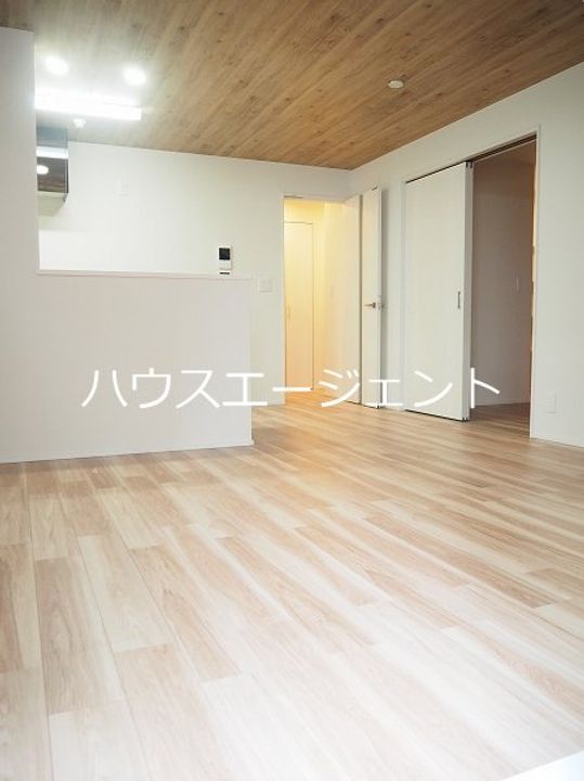 Maison Calmeの居間