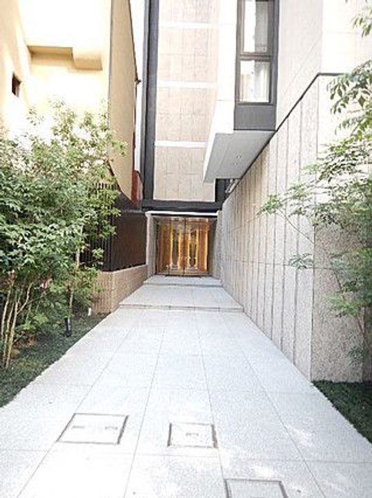 ピアース赤坂の地図