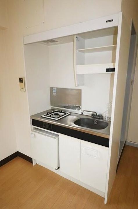 メゾンド今小路のキッチン