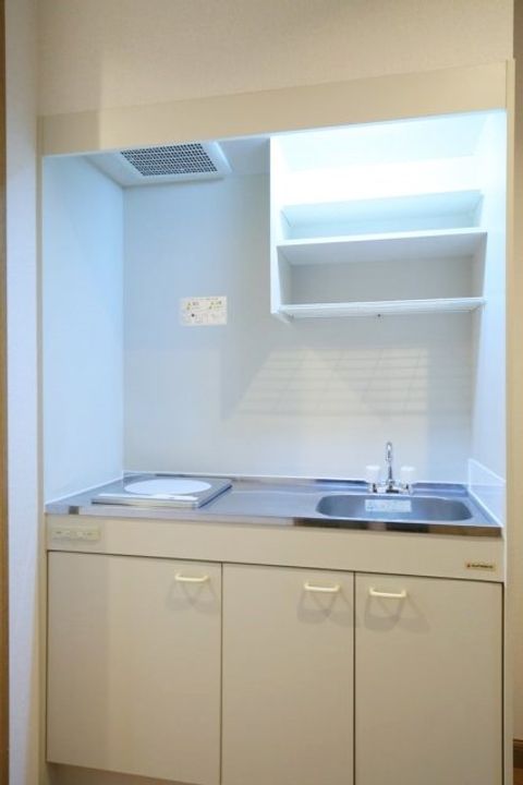 東京都江戸川区篠崎町1の賃貸マンションのキッチン