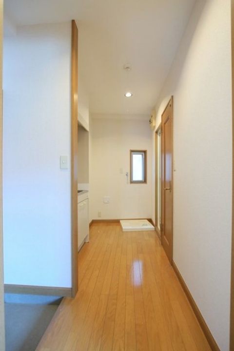 東京都江戸川区篠崎町1の賃貸マンションの内装