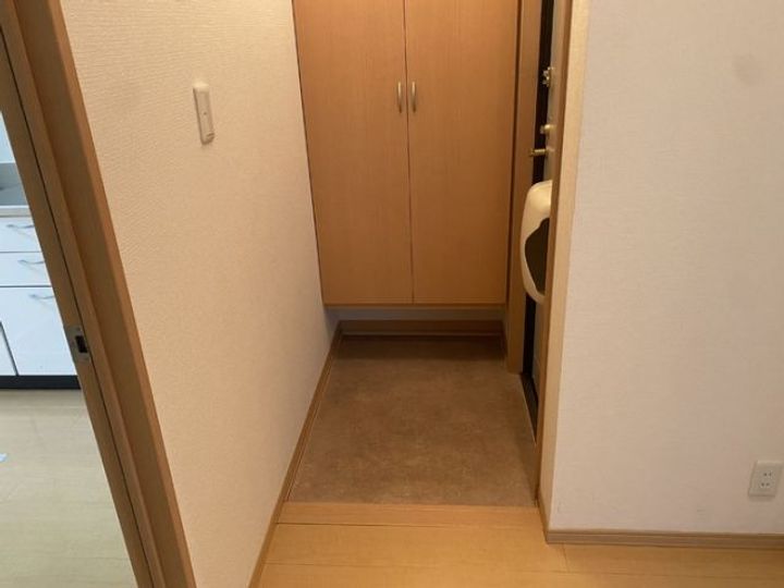 Albax Bの玄関