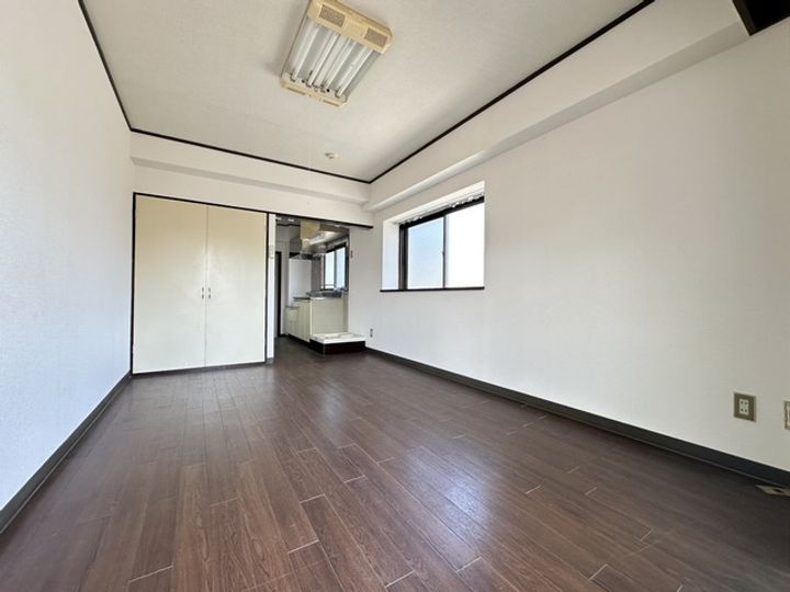 東京都多摩市中沢2(マンション)の賃貸物件の居間