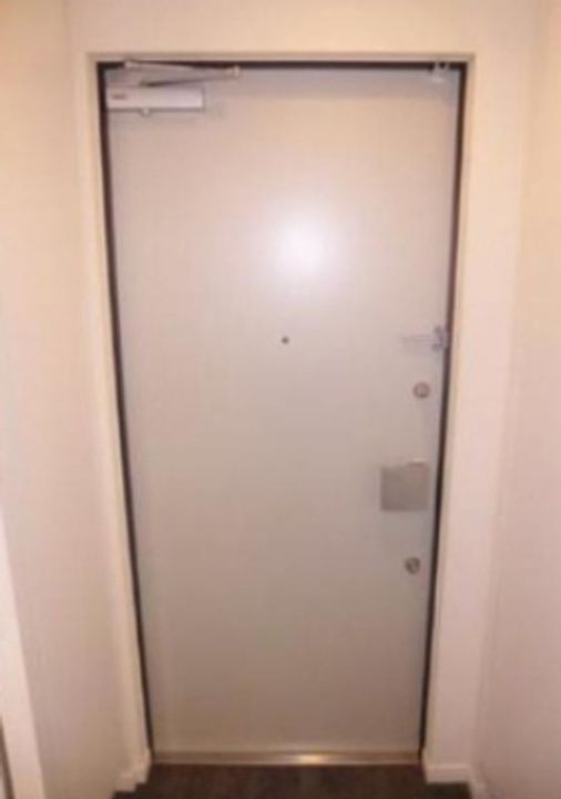 東京都新宿区歌舞伎町2(マンション)の賃貸物件の玄関