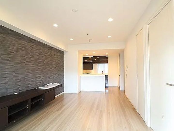 東京都千代田区神田神保町3(マンション)の賃貸物件の居間