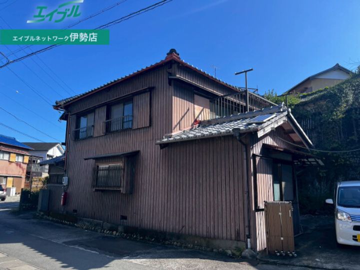 三重県伊勢市岡本2(一戸建)の賃貸物件の外観