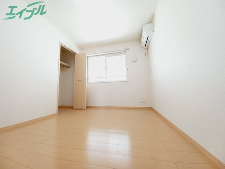 グローヴ・IIIの内装