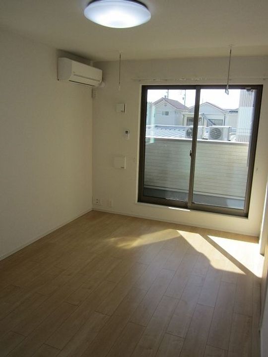 アステール AO Iの居間