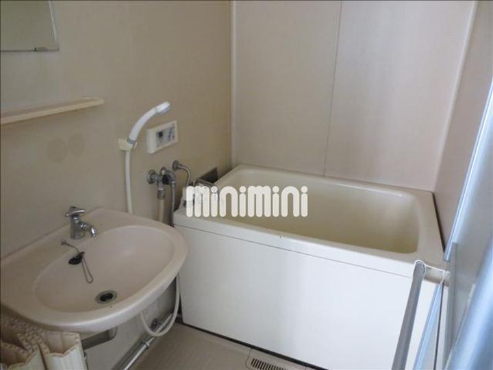 タウニィセリザワの風呂