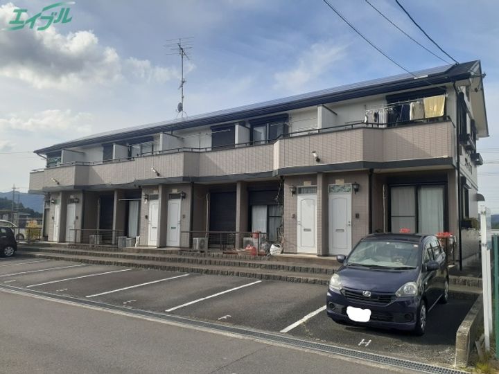 ハイツソレイユIIの外観