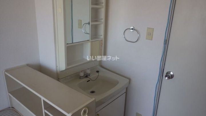 ドーミー赤池の内装