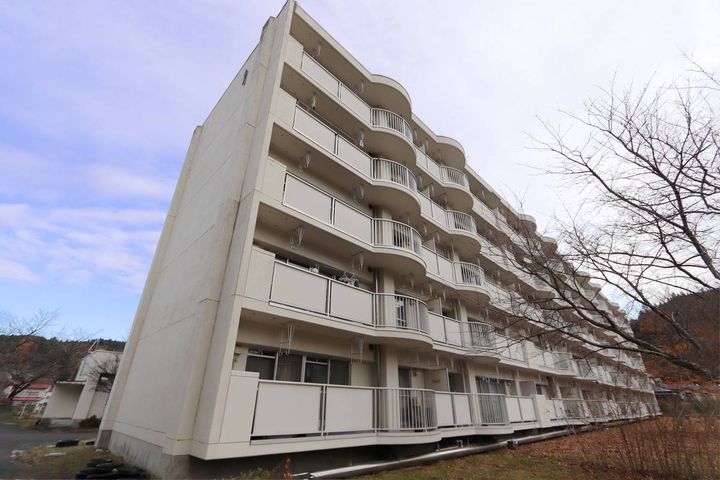 福島県田村市常葉町常葉字荻ノ目(マンション)の賃貸物件の外観