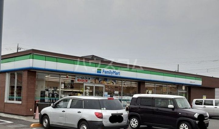 グランスリーの周辺