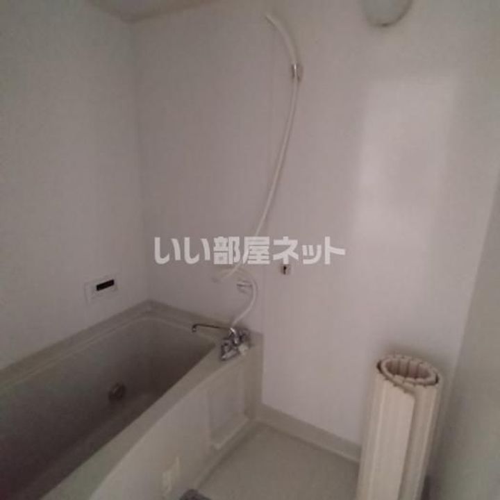 ローズガーデンIIの風呂