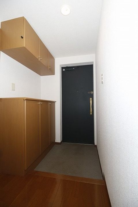 パティオタワー大宮の玄関