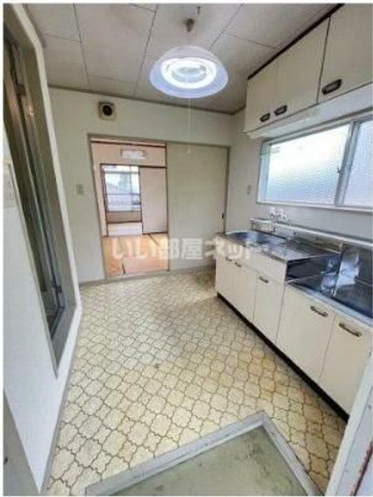 コーポ鉄輪の居間
