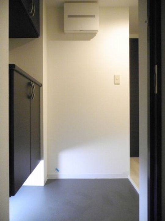 CASA MIYANOMORIの玄関