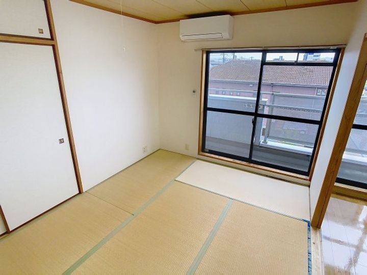 マノワール高の内装