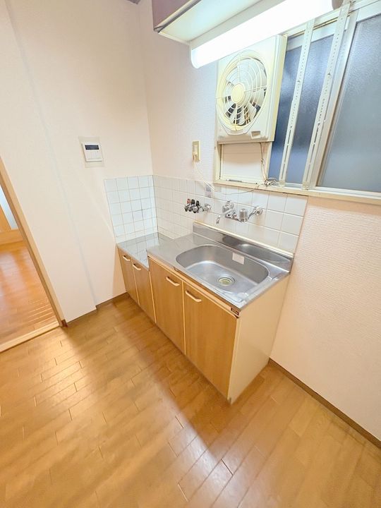 大阪府大阪市住吉区殿辻1(マンション)の賃貸物件のキッチン