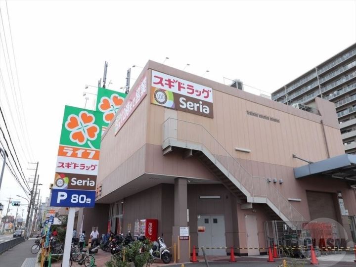 グランパレスレジェンドの周辺
