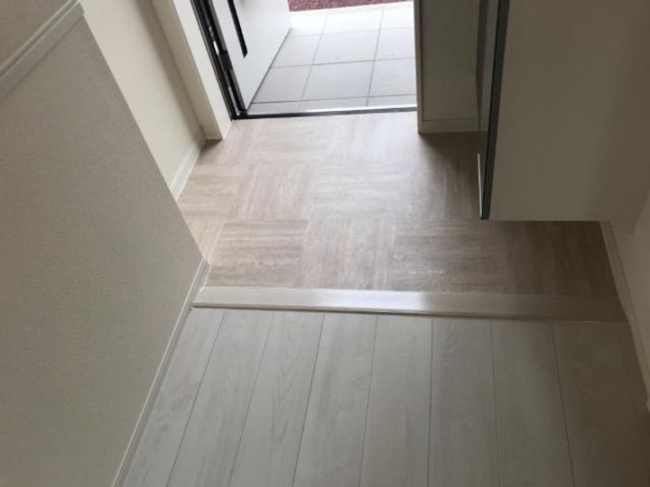 福島県本宮市本宮字反町(アパート)の賃貸物件の玄関