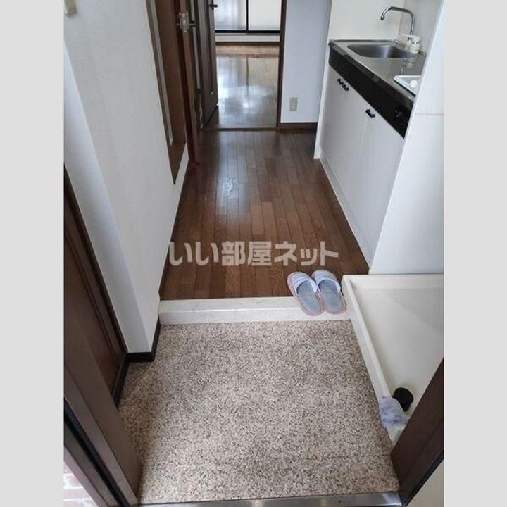 エトワール弐番館の玄関