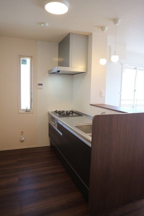 愛媛県今治市東鳥生町2(アパート)の賃貸物件のキッチン