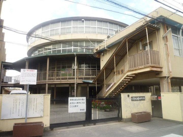 サンハイム南山本の周辺