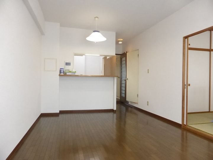 ダイアパレスBW深谷の居間