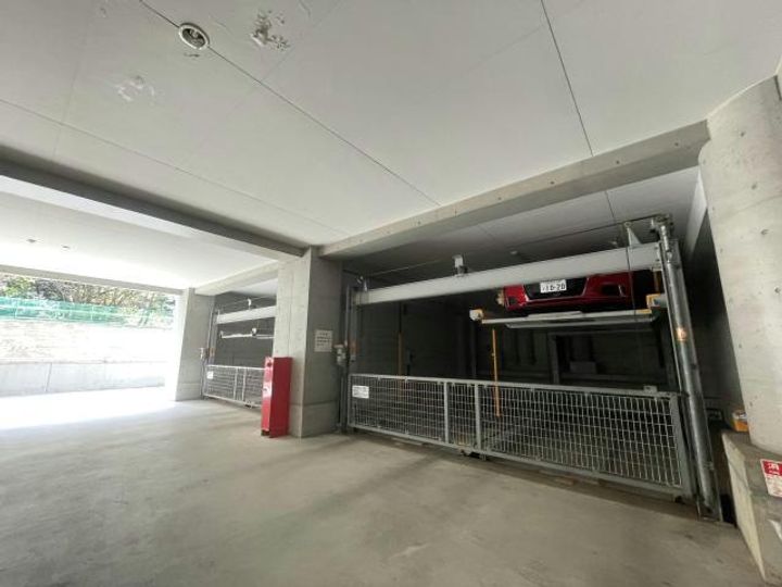 愛知県名古屋市東区泉1(マンション)の賃貸物件の地図