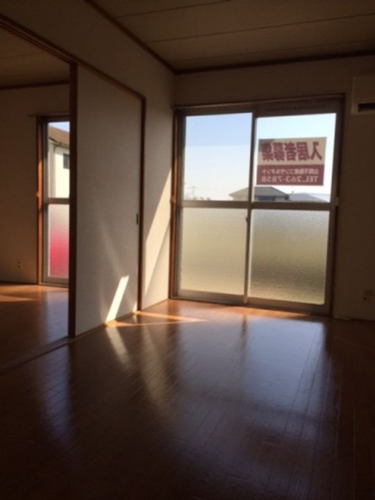 コーポかたやまAの居間