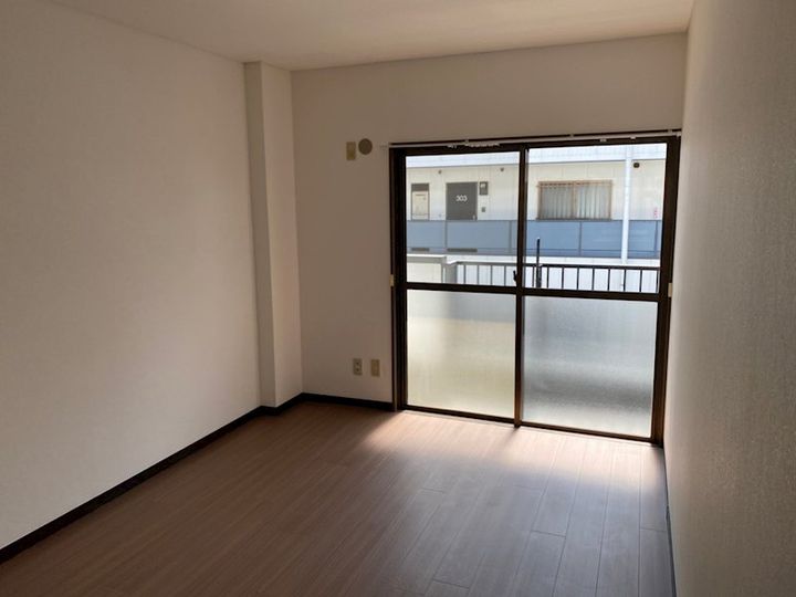 ゼフィールマンションB棟の居間