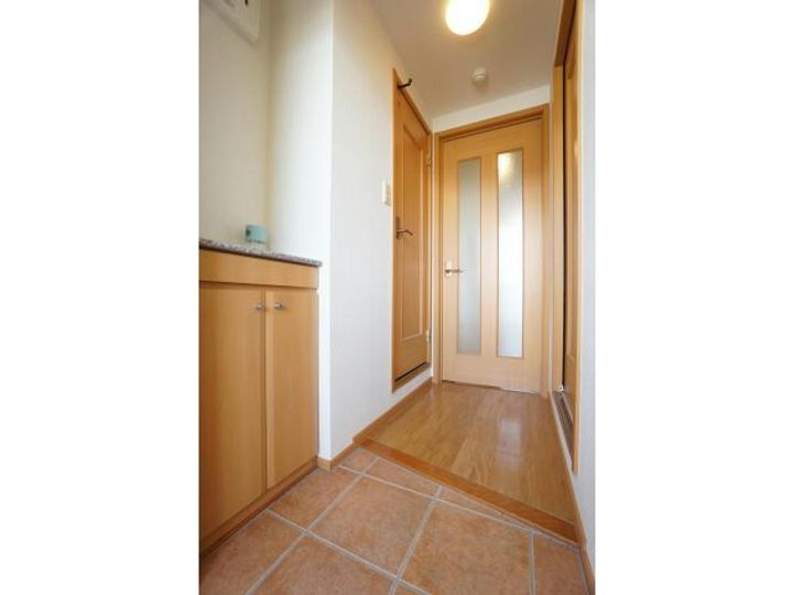 静岡県浜松市中央区山下町(マンション)の賃貸物件の玄関