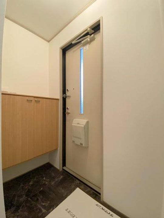 広島県広島市安佐北区亀山1(アパート)の賃貸物件の玄関