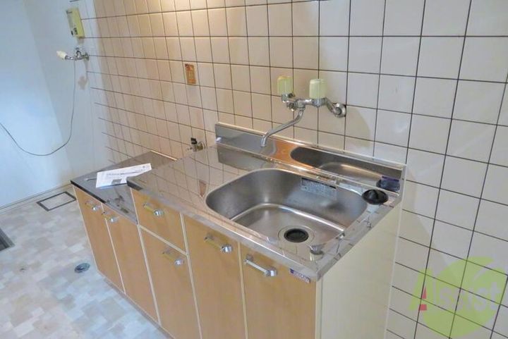 ホワイトキャッスル郡山ビレジB棟のキッチン