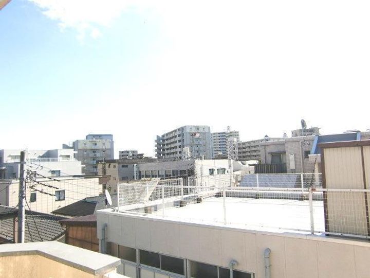 パレス中村の玄関