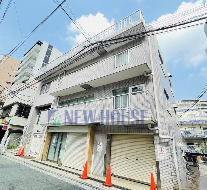 桂ビルの外観