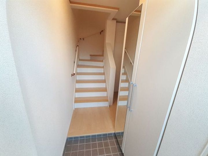 シャイニーの玄関