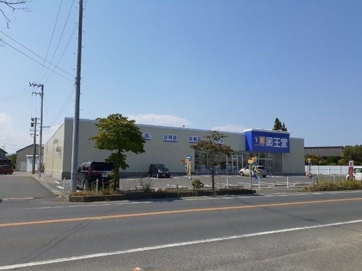 シャイニーの周辺