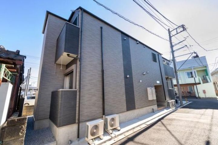 ソレイユ春日部南の外観