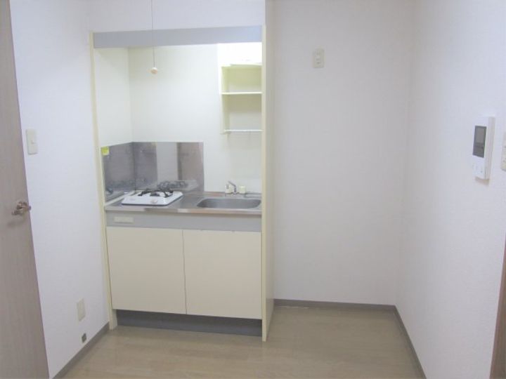 クリスタルコートIのキッチン