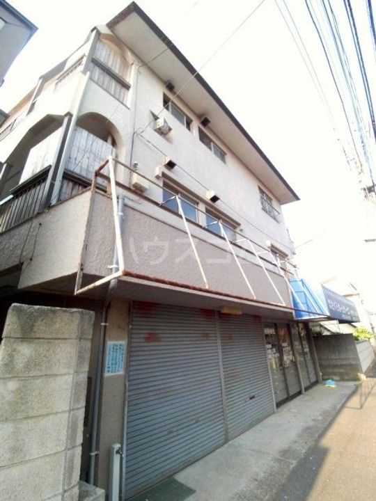 雨木ビルの外観