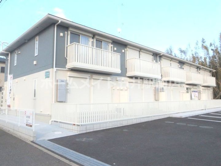 エオスパーラー影山の外観