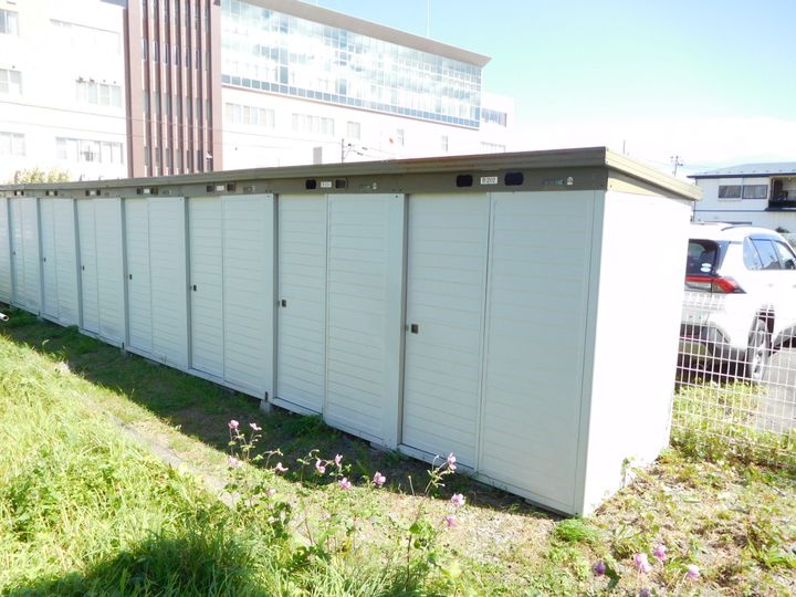 メゾンクレールBの地図