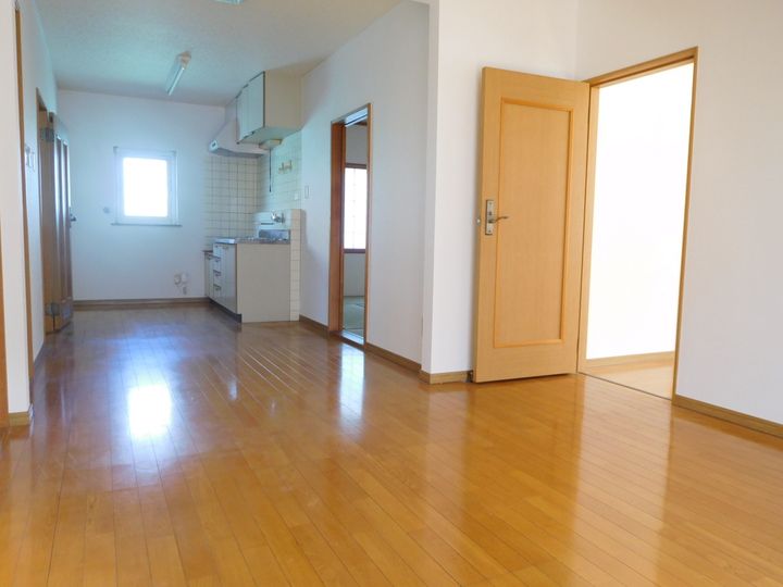 メゾンクレールBの居間