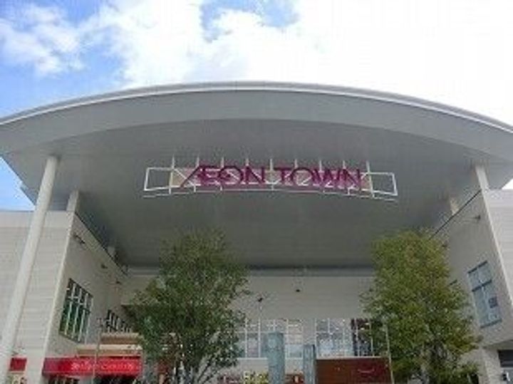 リジュール南条の周辺