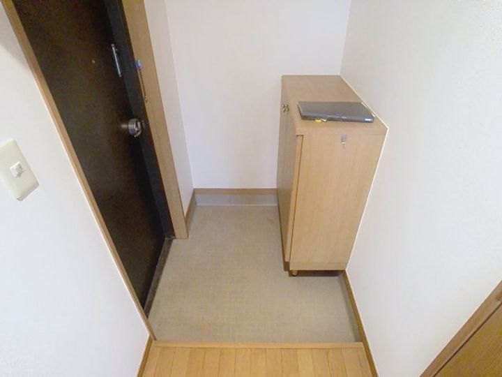 コーポ桜井の玄関