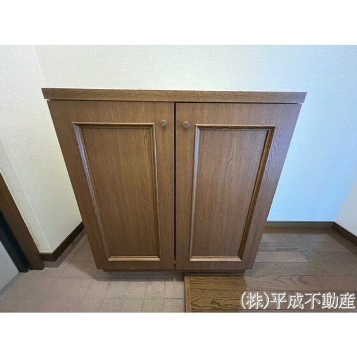 エクセル華屋敷の玄関