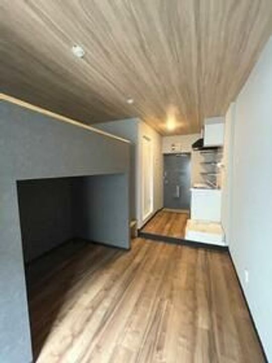 ビアン国立の居間